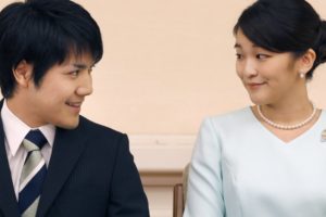 La principessa Mako ha sposato il fidanzato rinunciando al titolo