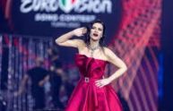 Laura Pausini ha il covid, motivo del malore all’Eurovision 2022