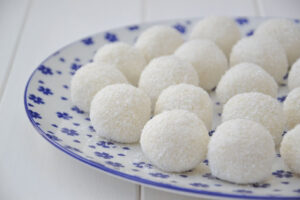 Dolce estivo, ecco la ricetta delle palline di cocco